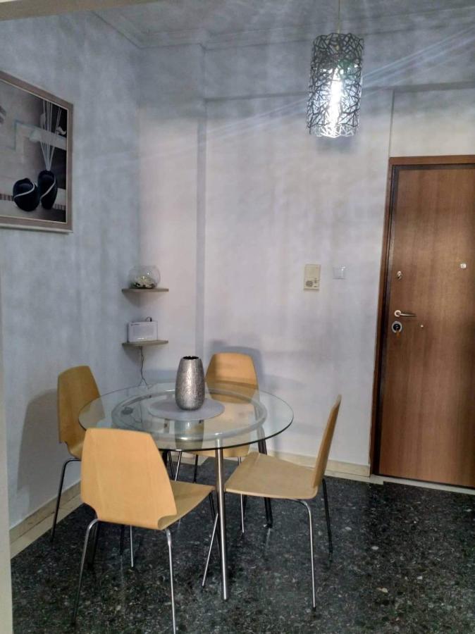 A Convenient Apartment In The Heart Of Athens Exterior photo